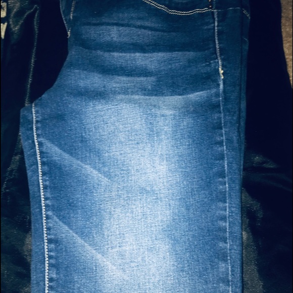 YMI Jeans size 9 - Picture 2 of 6